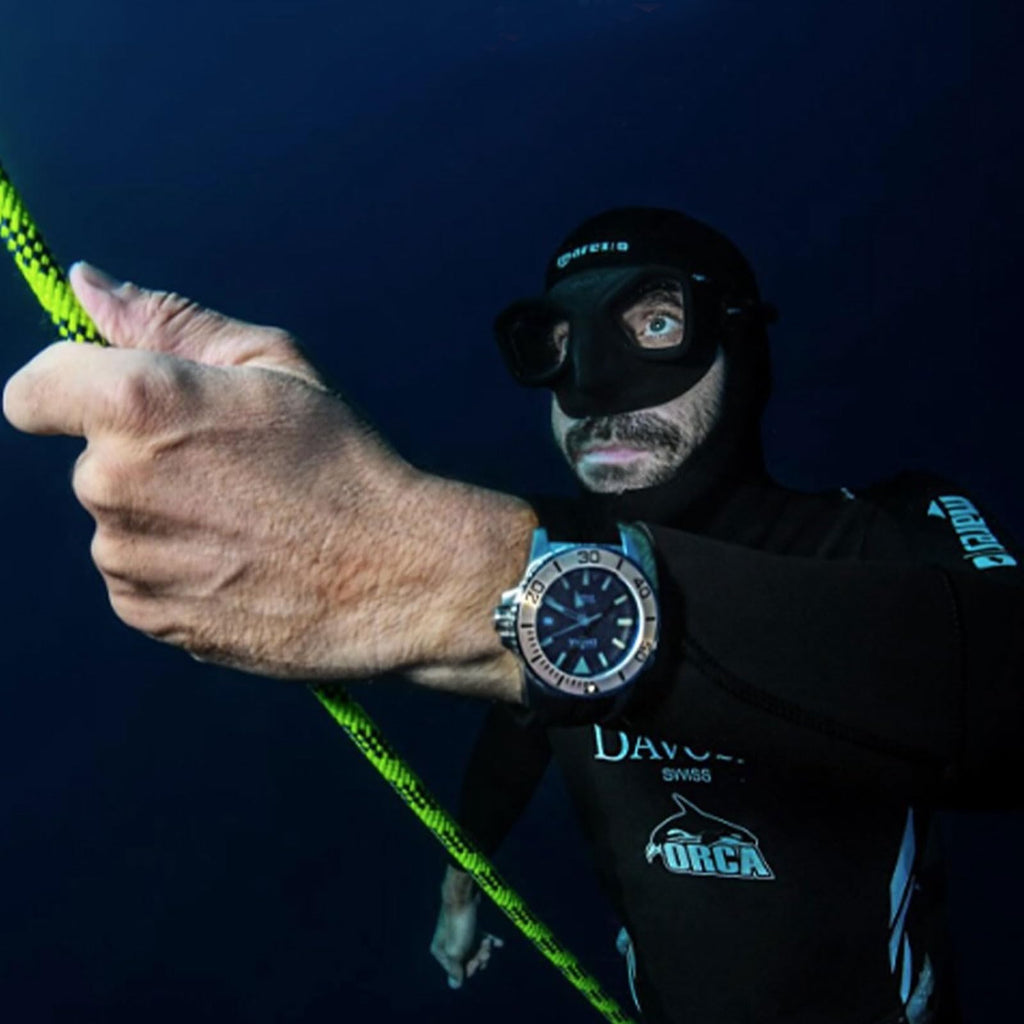 Low Volume Freediving Mask with Wide Field View