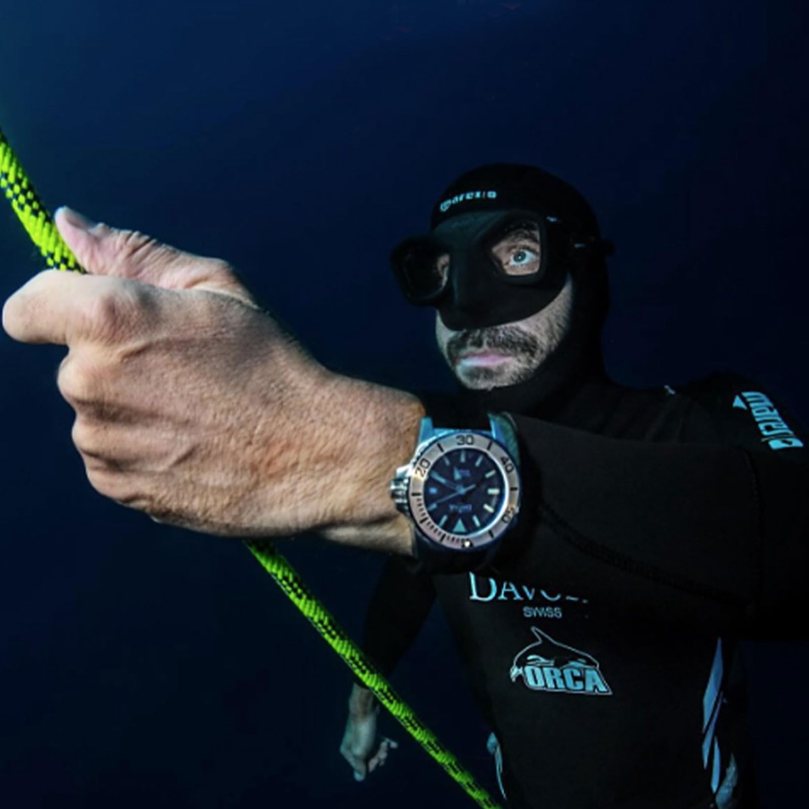 Low Volume Freediving Mask with Wide Field View