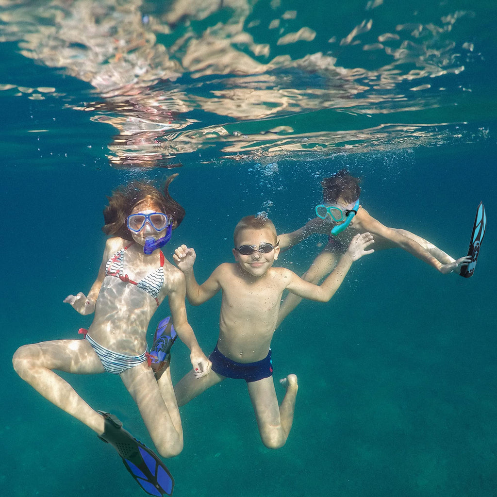 Kids Snorkel Set with Mask, Fins and Mesh Carry Bag